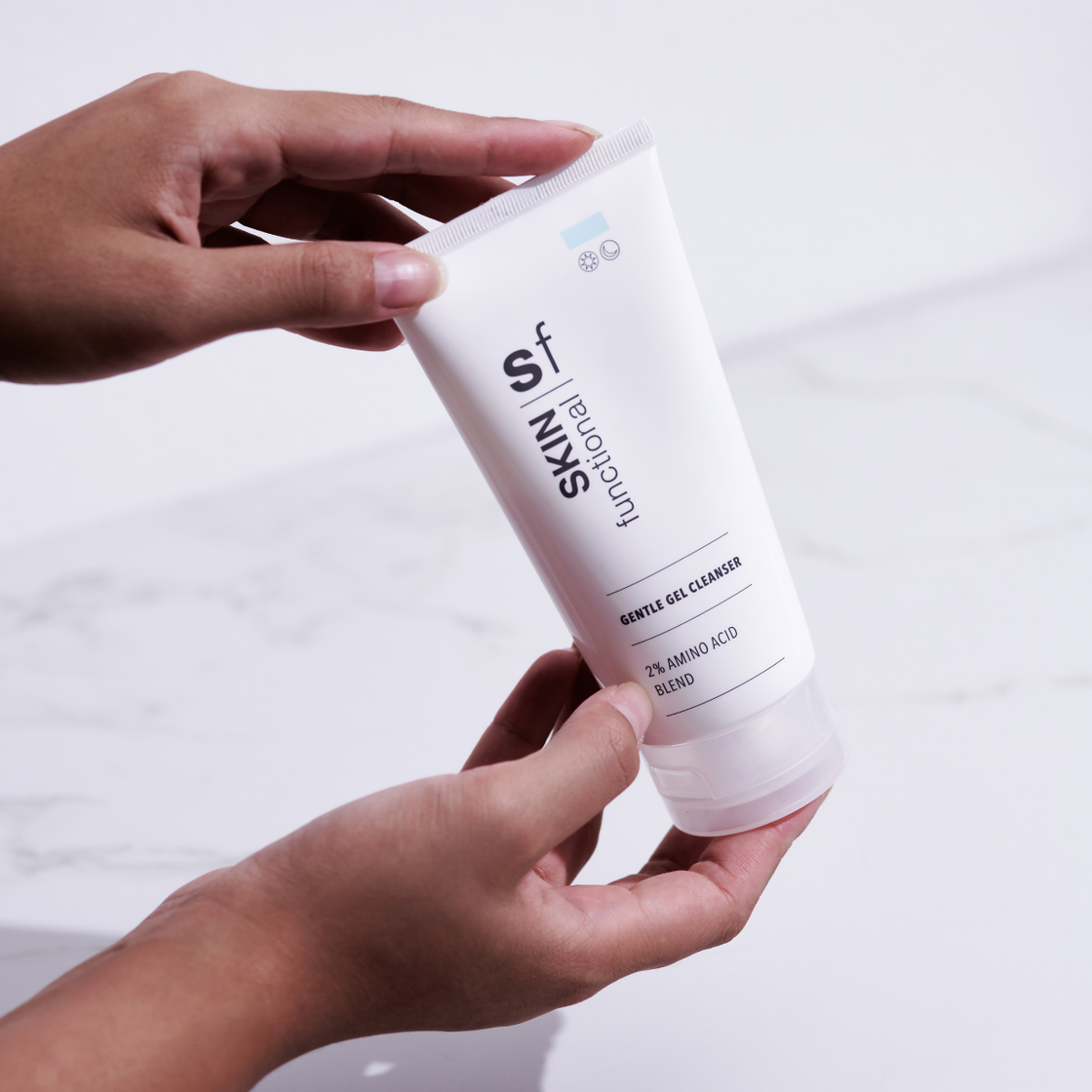2% Amino Acid Blend
Gentle Gel Cleanser